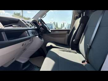 Used Volkswagen Transporter 2017 for sale - 75056595: Photo