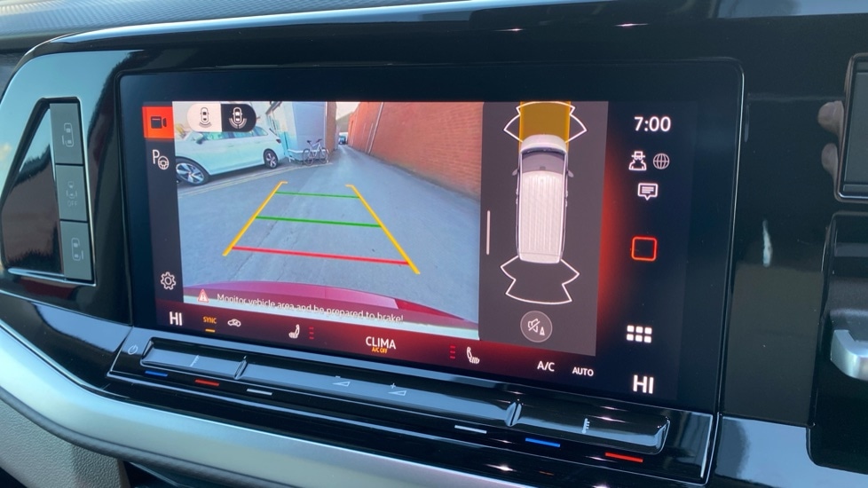 Used Volkswagen Multivan 2025 for sale - 76869289: Photo 28