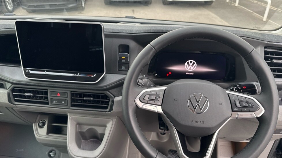 Used Volkswagen Crafter 2025 for sale - 76870640: Photo 11