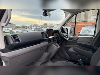 Used Volkswagen Crafter 2025 for sale - 76870640: Photo