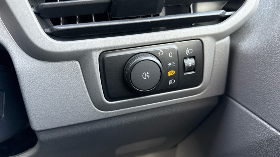Used Volkswagen Transporter 2025 for sale - 76302222: Photo 22