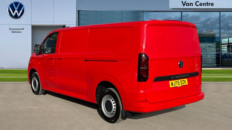 Used Volkswagen Transporter 2025 for sale - 76302222: Photo 3