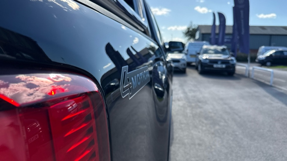 Used Volkswagen Amarok 2024 for sale - 76870039: Photo 35