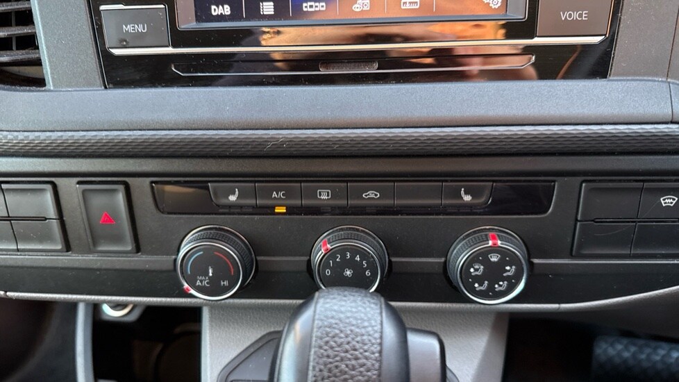 Used Volkswagen Transporter 2023 for sale - 76914880: Photo 13