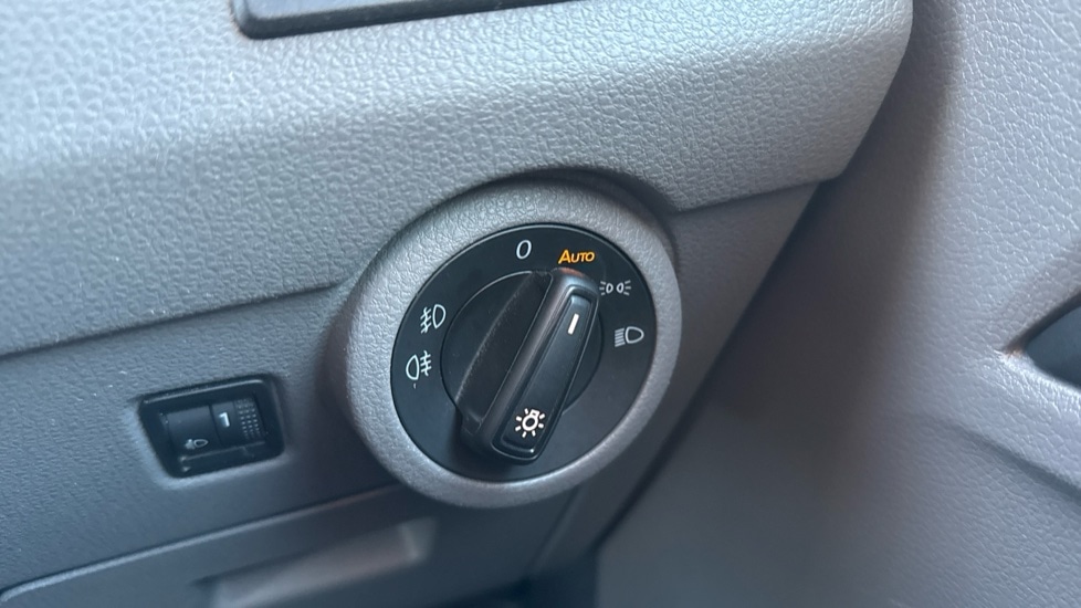 Used Volkswagen Transporter 2023 for sale - 76914880: Photo 21