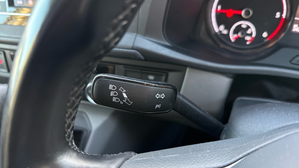 Used Volkswagen Transporter 2023 for sale - 76914880: Photo 29