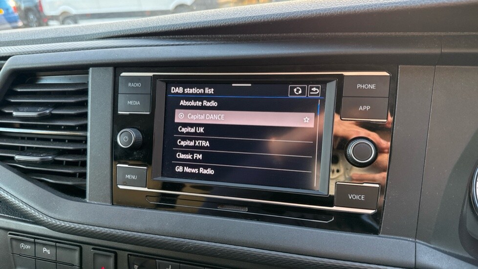 Used Volkswagen Transporter 2023 for sale - 76914880: Photo 30