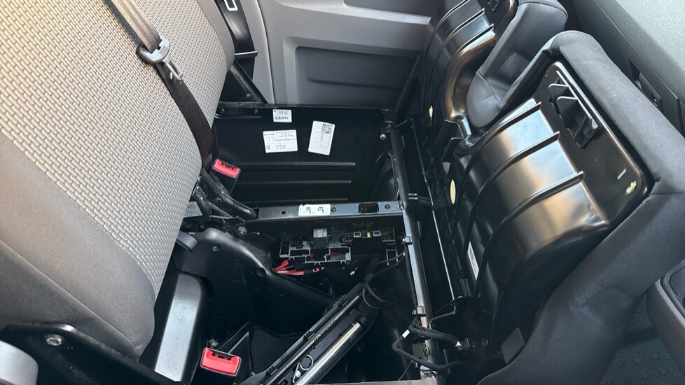 Used Volkswagen Transporter 2023 for sale - 76914880: Photo 35