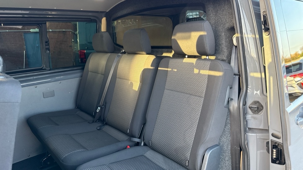 Used Volkswagen Transporter 2023 for sale - 76914880: Photo 9