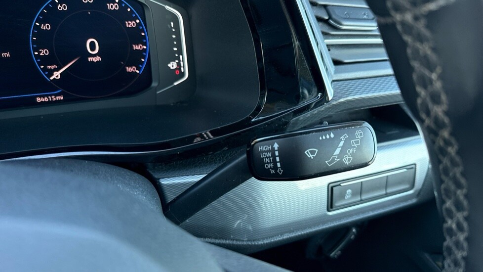 Used Volkswagen Caravelle 2020 for sale - 76915095: Photo 27