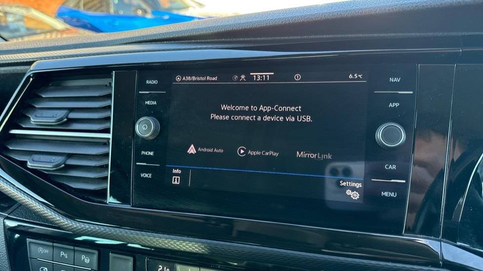 Used Volkswagen Caravelle 2020 for sale - 76915095: Photo 33