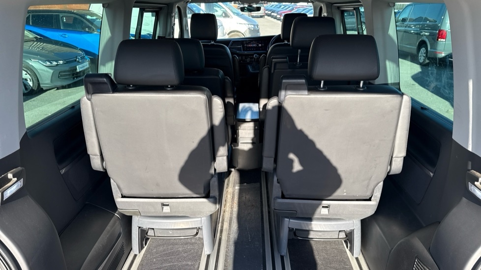 Used Volkswagen Caravelle 2020 for sale - 76915095: Photo 38