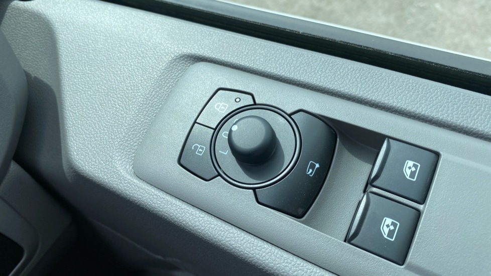 Used Volkswagen Transporter 2025 for sale - 76868383: Photo 22