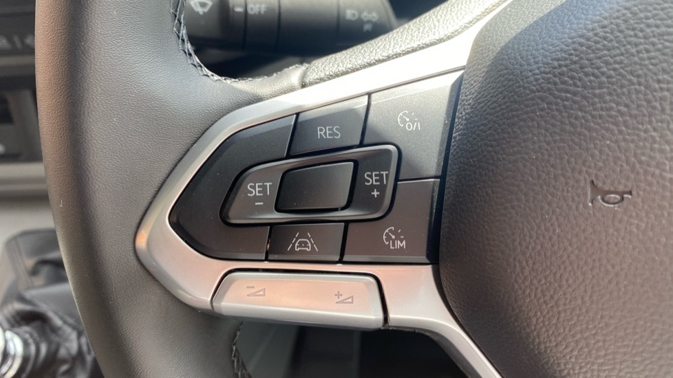 Used Volkswagen Transporter 2025 for sale - 76868383: Photo 24