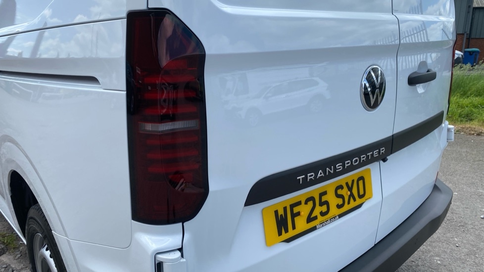 Used Volkswagen Transporter 2025 for sale - 76868383: Photo 41