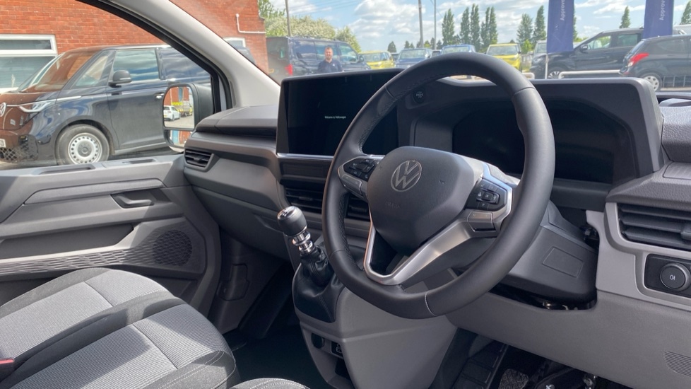 Used Volkswagen Transporter 2025 for sale - 76868383: Photo 6