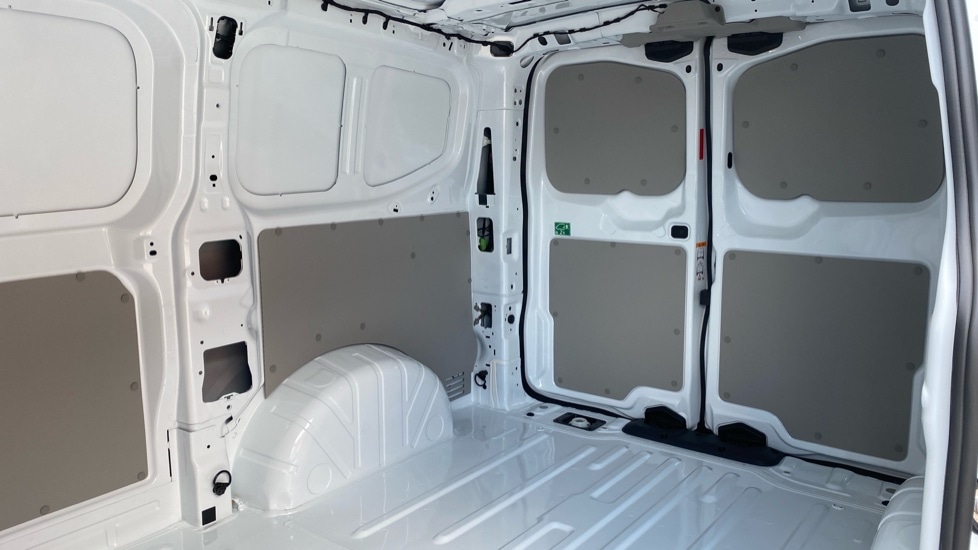 Used Volkswagen Transporter 2025 for sale - 76868383: Photo 9