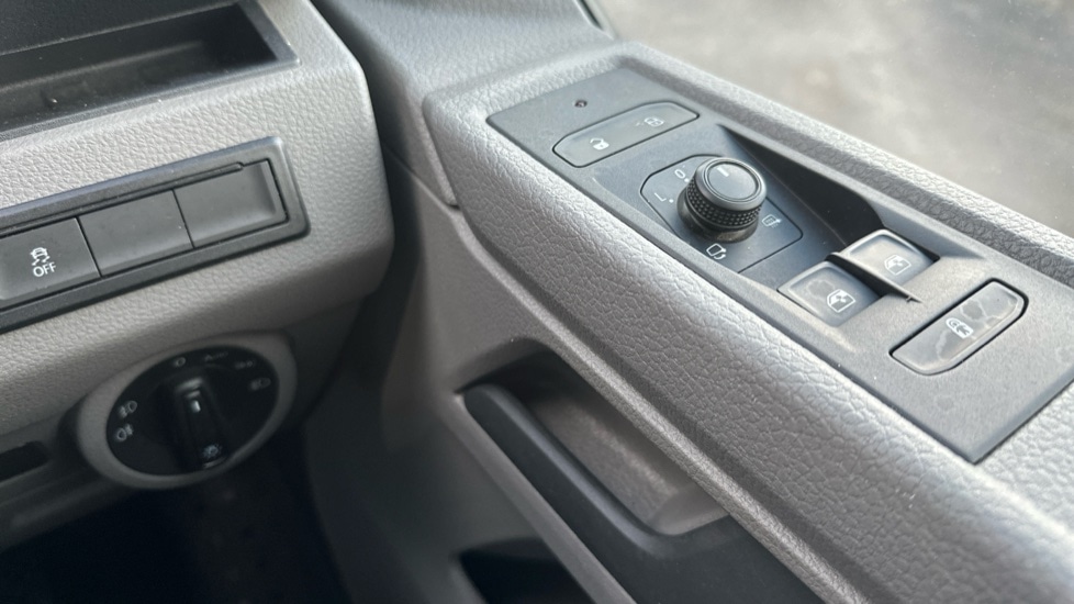 Used Volkswagen Transporter 2020 for sale - 76914882: Photo 27