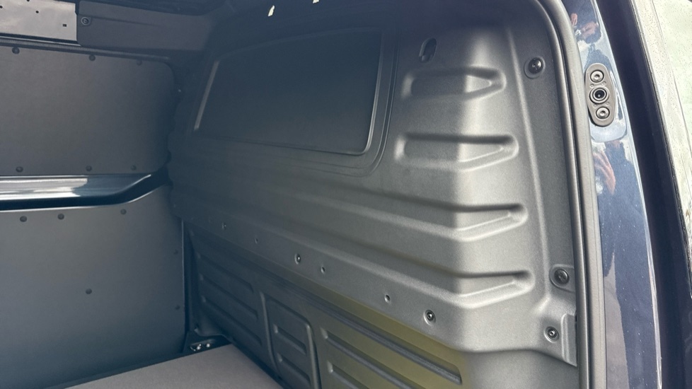 Used Volkswagen ID.Buzz 2025 for sale - 76393631: Photo 22