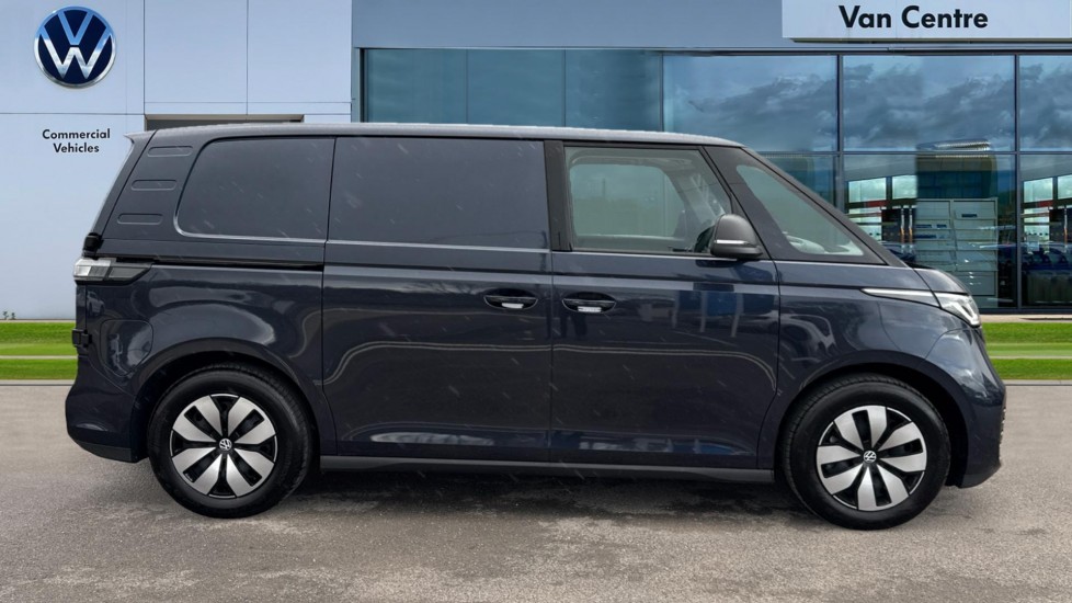 Used Volkswagen ID.Buzz 2025 for sale - 76393631: Photo 4