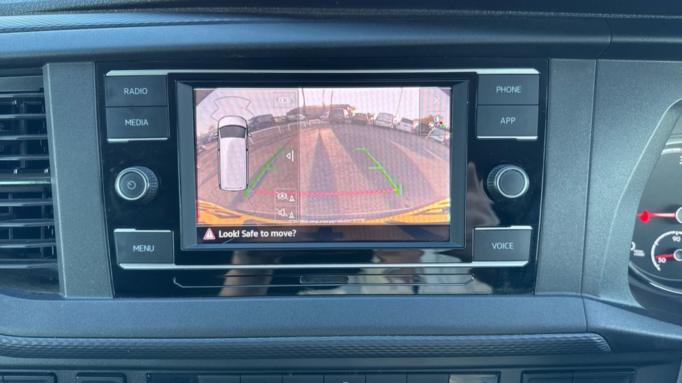 Used Volkswagen Transporter 2024 for sale - 76872392: Photo 26