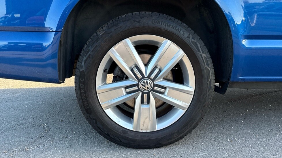 Used Volkswagen Transporter 2024 for sale - 76872392: Photo 5