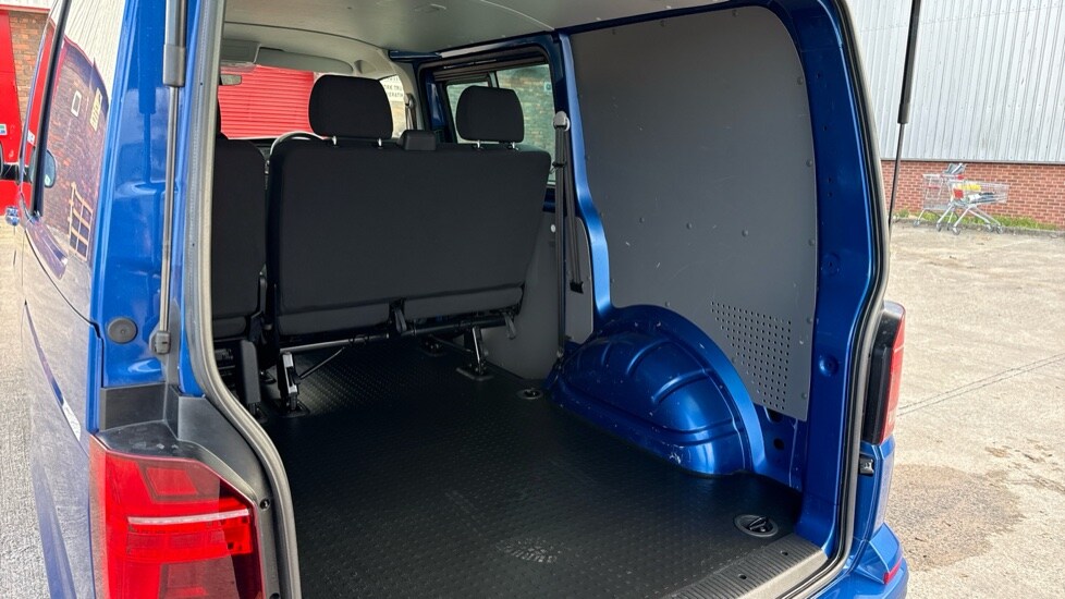 Used Volkswagen Transporter 2024 for sale - 76869542: Photo 32