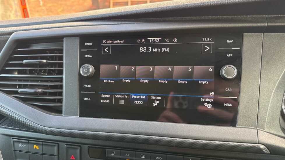 Used Volkswagen Transporter 2024 for sale - 76869542: Photo 43