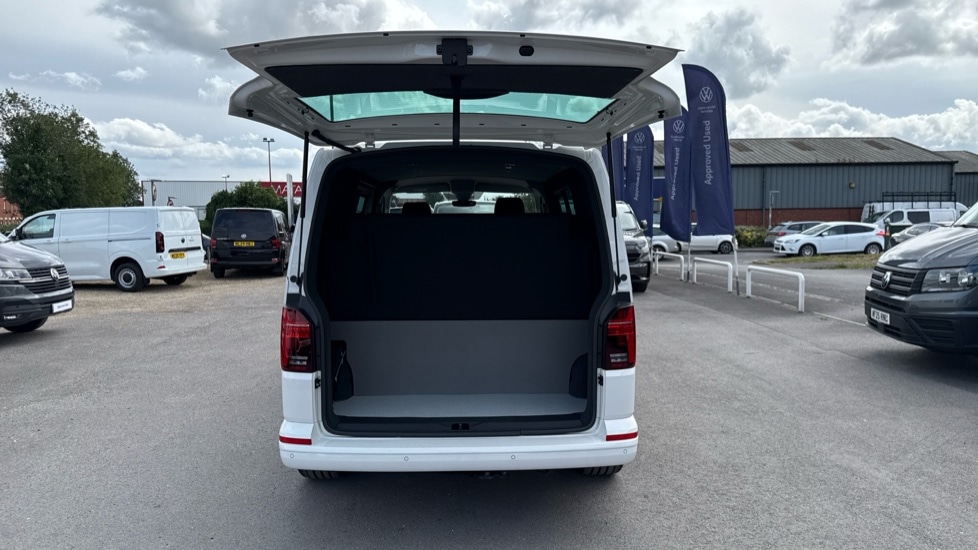 Used Volkswagen Transporter 2024 for sale - 76868527: Photo 10