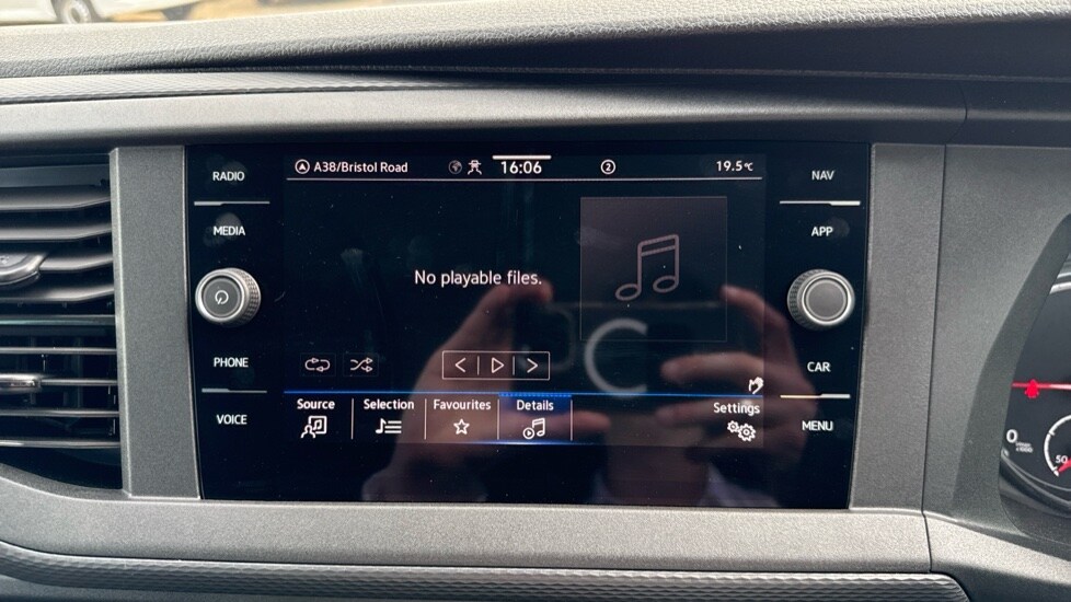 Used Volkswagen Transporter 2024 for sale - 76868527: Photo 28