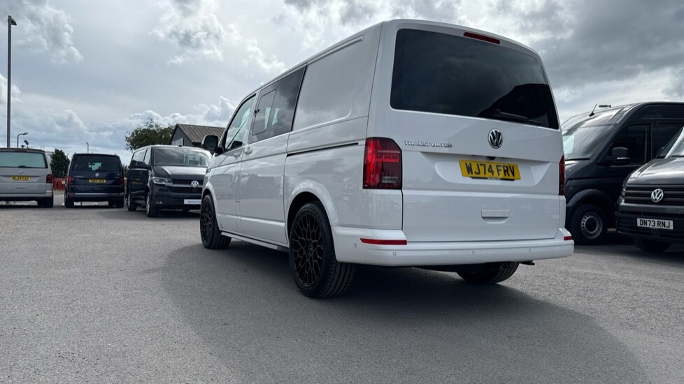 Used Volkswagen Transporter 2024 for sale - 76868527: Photo 32