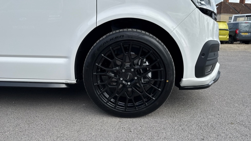 Used Volkswagen Transporter 2024 for sale - 76868527: Photo 5