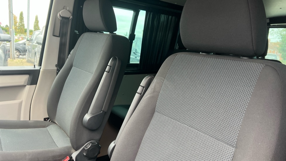 Used Volkswagen Transporter 2018 for sale - 76888755: Photo 17