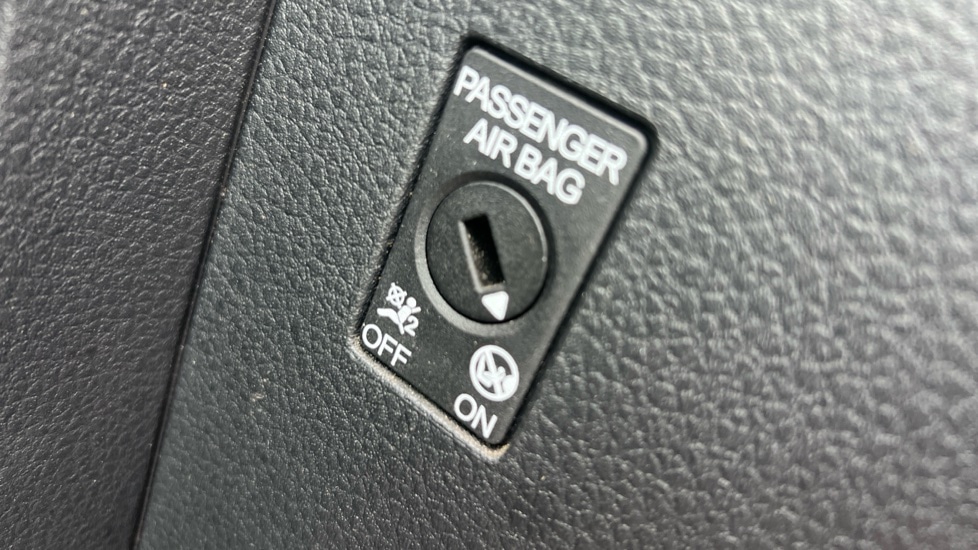 Used Volkswagen Transporter 2018 for sale - 76888755: Photo 23