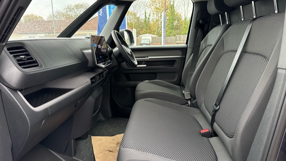 Used Volkswagen ID.Buzz 2025 for sale - 76870872: Photo 2