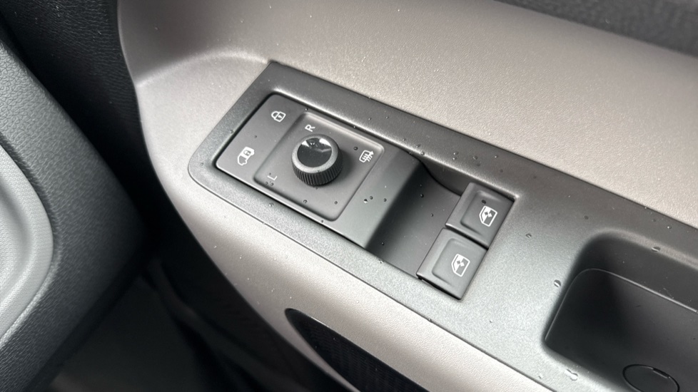 Used Volkswagen ID.Buzz 2025 for sale - 76870872: Photo 23