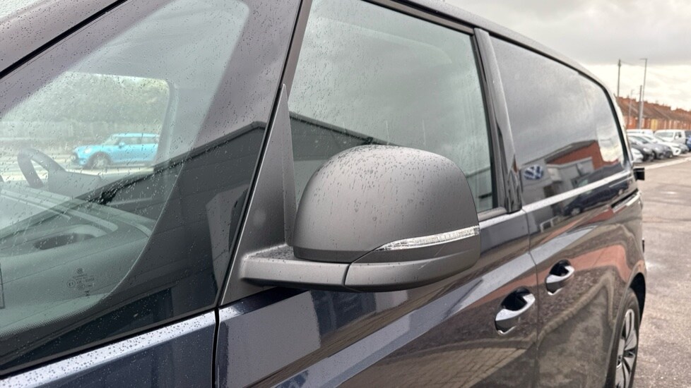 Used Volkswagen ID.Buzz 2025 for sale - 76870872: Photo 38