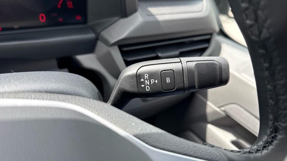 Used Volkswagen Transporter 2025 for sale - 76869452: Photo 14