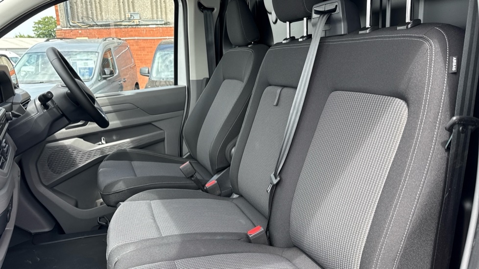 Used Volkswagen Transporter 2025 for sale - 76869452: Photo 17