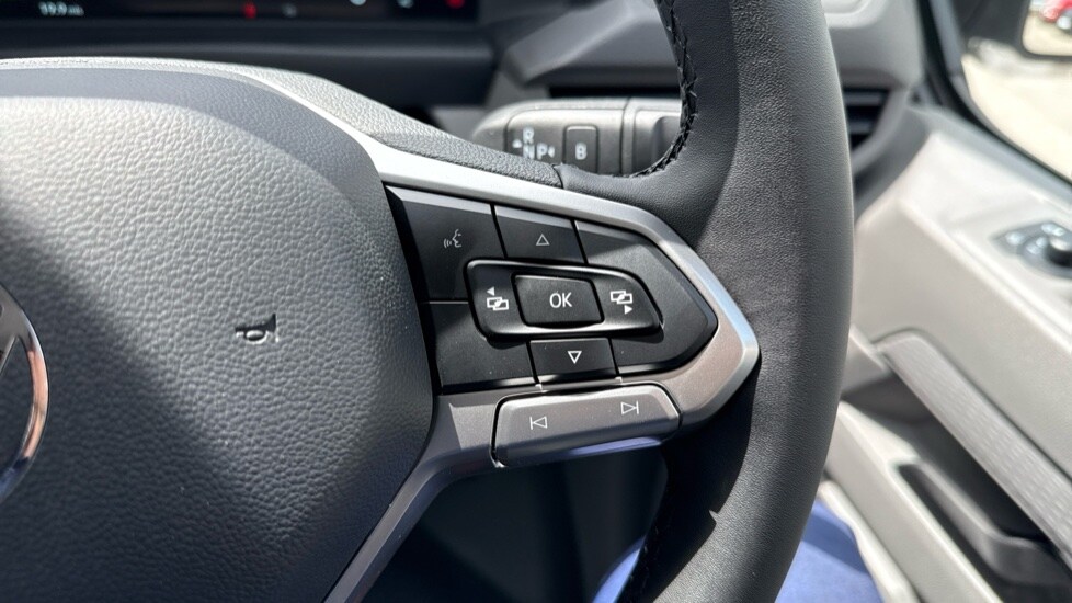 Used Volkswagen Transporter 2025 for sale - 76869452: Photo 25