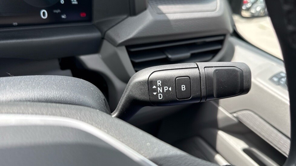 Used Volkswagen Transporter 2025 for sale - 76869452: Photo 27