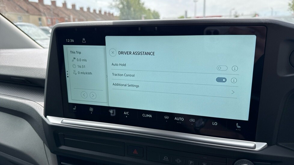 Used Volkswagen Transporter 2025 for sale - 76869452: Photo 35