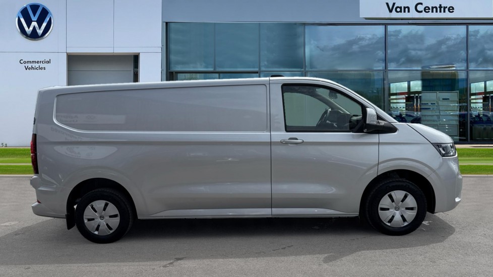 Used Volkswagen Transporter 2025 for sale - 76869452: Photo 4