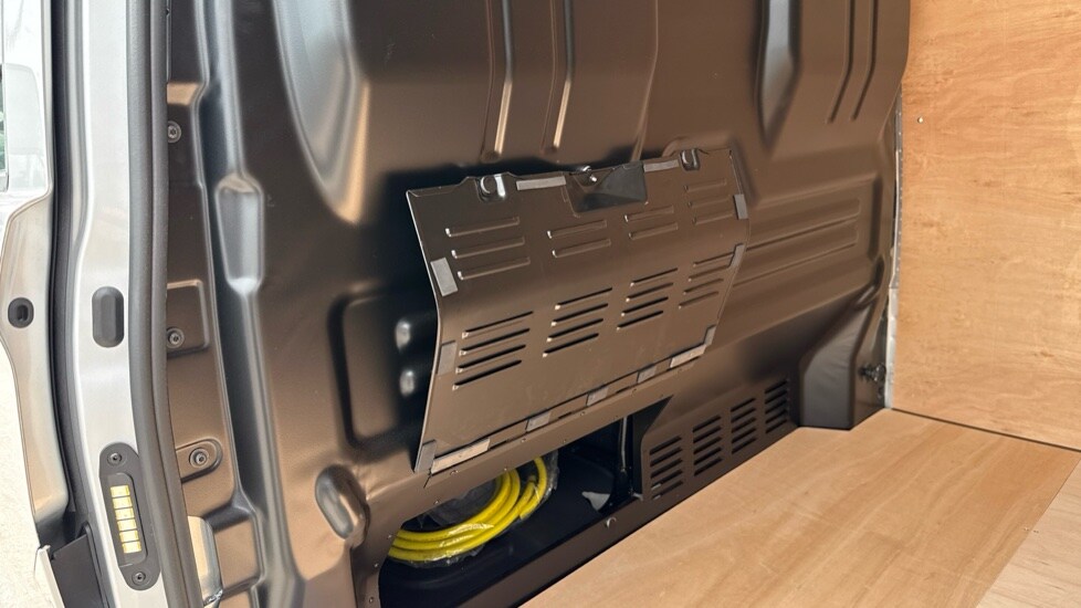 Used Volkswagen Transporter 2025 for sale - 76869452: Photo 43