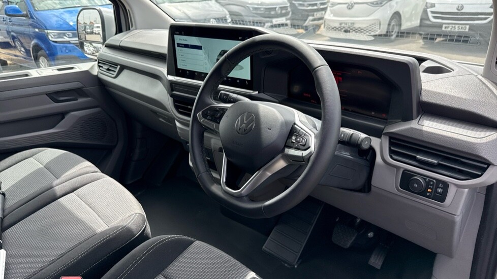 Used Volkswagen Transporter 2025 for sale - 76869452: Photo 6