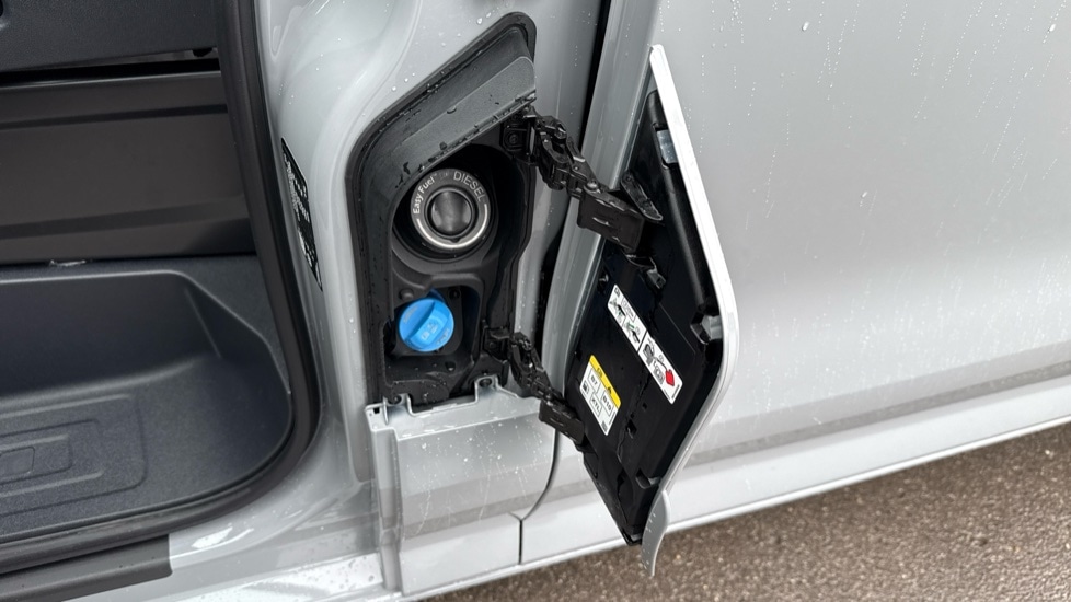 Used Volkswagen Transporter 2025 for sale - 76458934: Photo 44