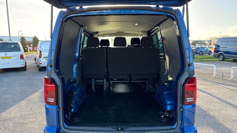 Used Volkswagen Transporter 2024 for sale - 76552353: Photo 10