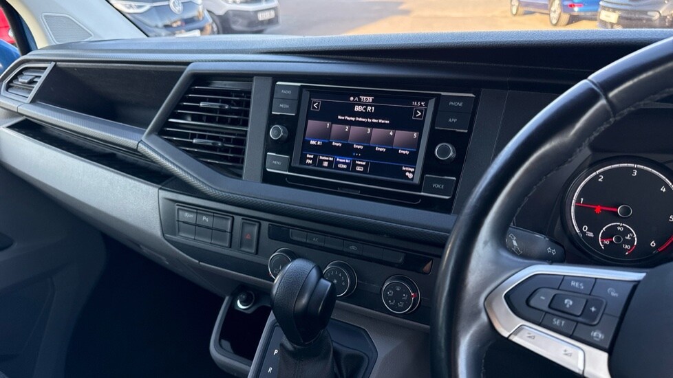 Used Volkswagen Transporter 2024 for sale - 76552353: Photo 12