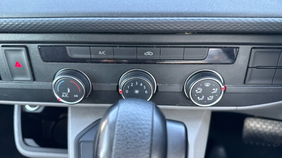 Used Volkswagen Transporter 2024 for sale - 76552353: Photo 13