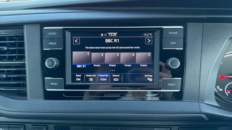 Used Volkswagen Transporter 2024 for sale - 76552353: Photo 33